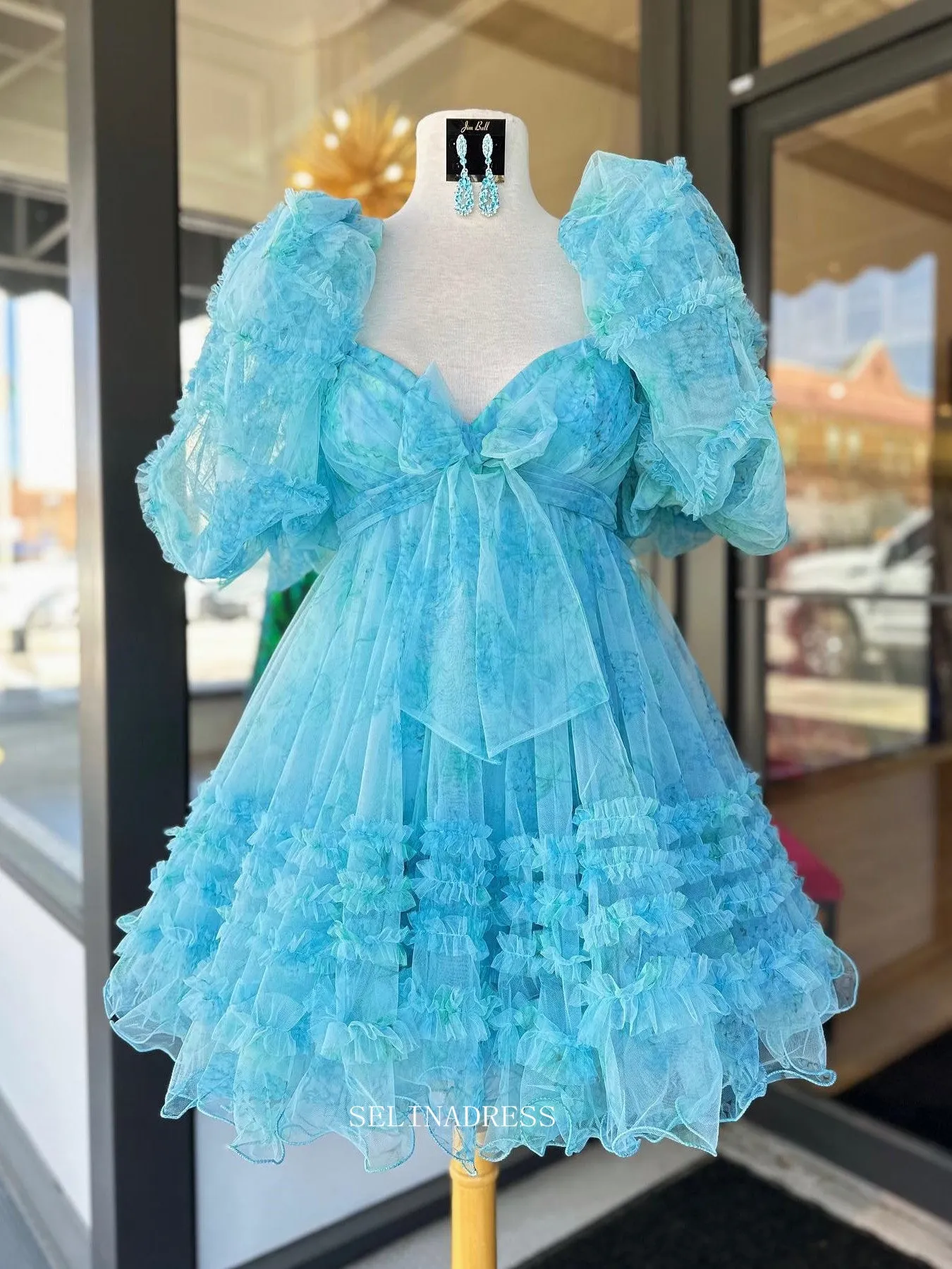 A-line Puff Sleeve Beautiful Blue Short Prom Dress Cute Tulle Homecoming Dress lop248